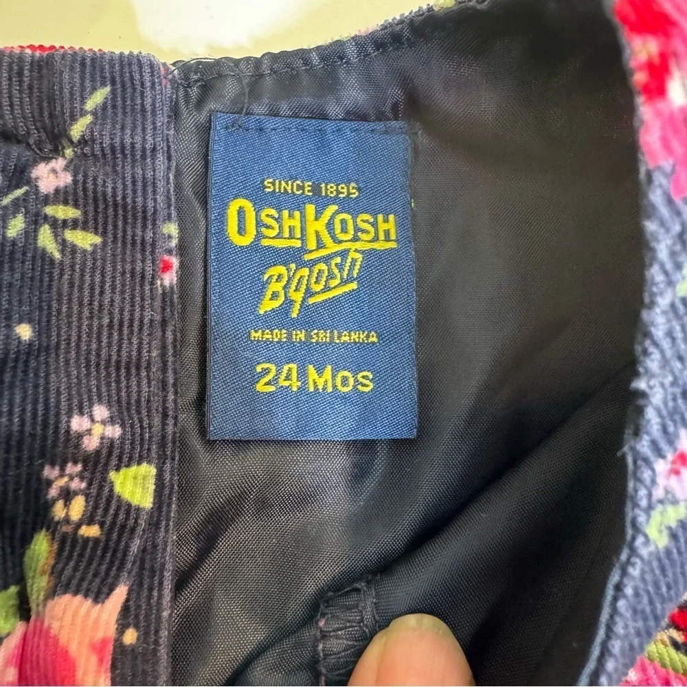 OshKosh Bgosh euc navy